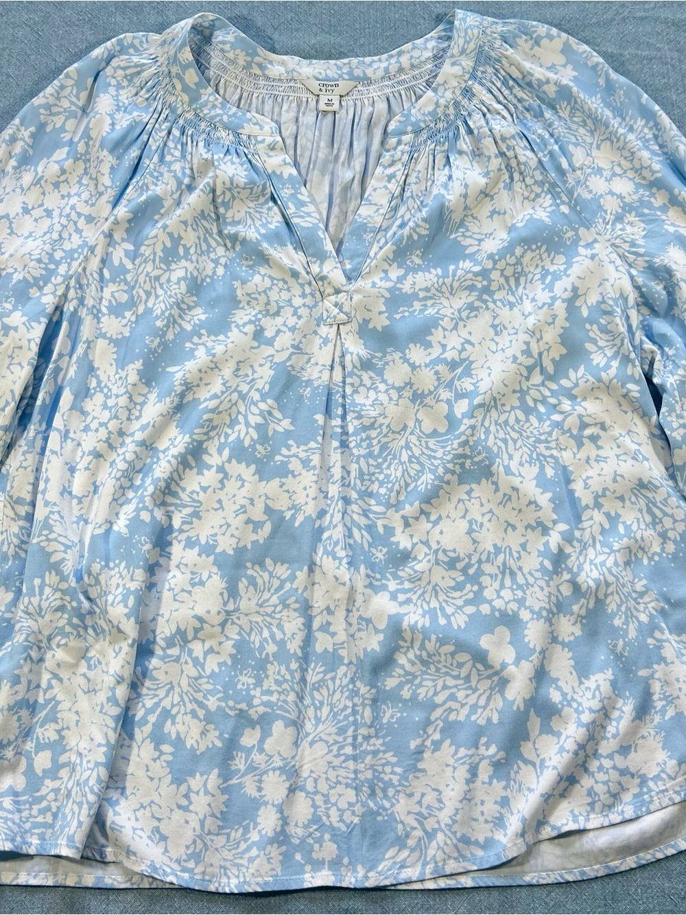 crown & ivy Light Blue and White Floral V-Neck Blouse - Picture 1 of 6